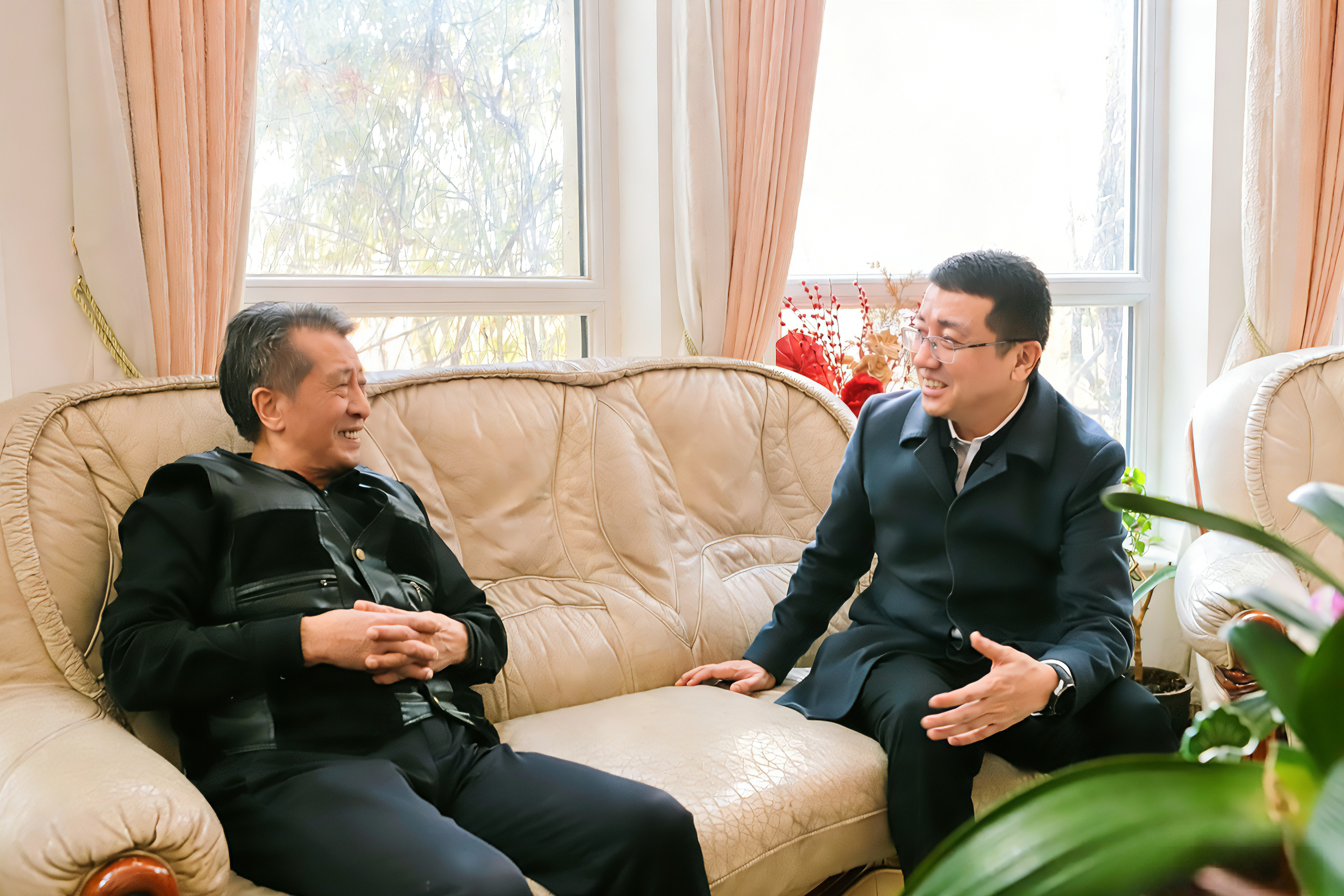 心系桑榆 情暖寒冬——公司党委书记、董事长柳志伟走访慰问退休老干部